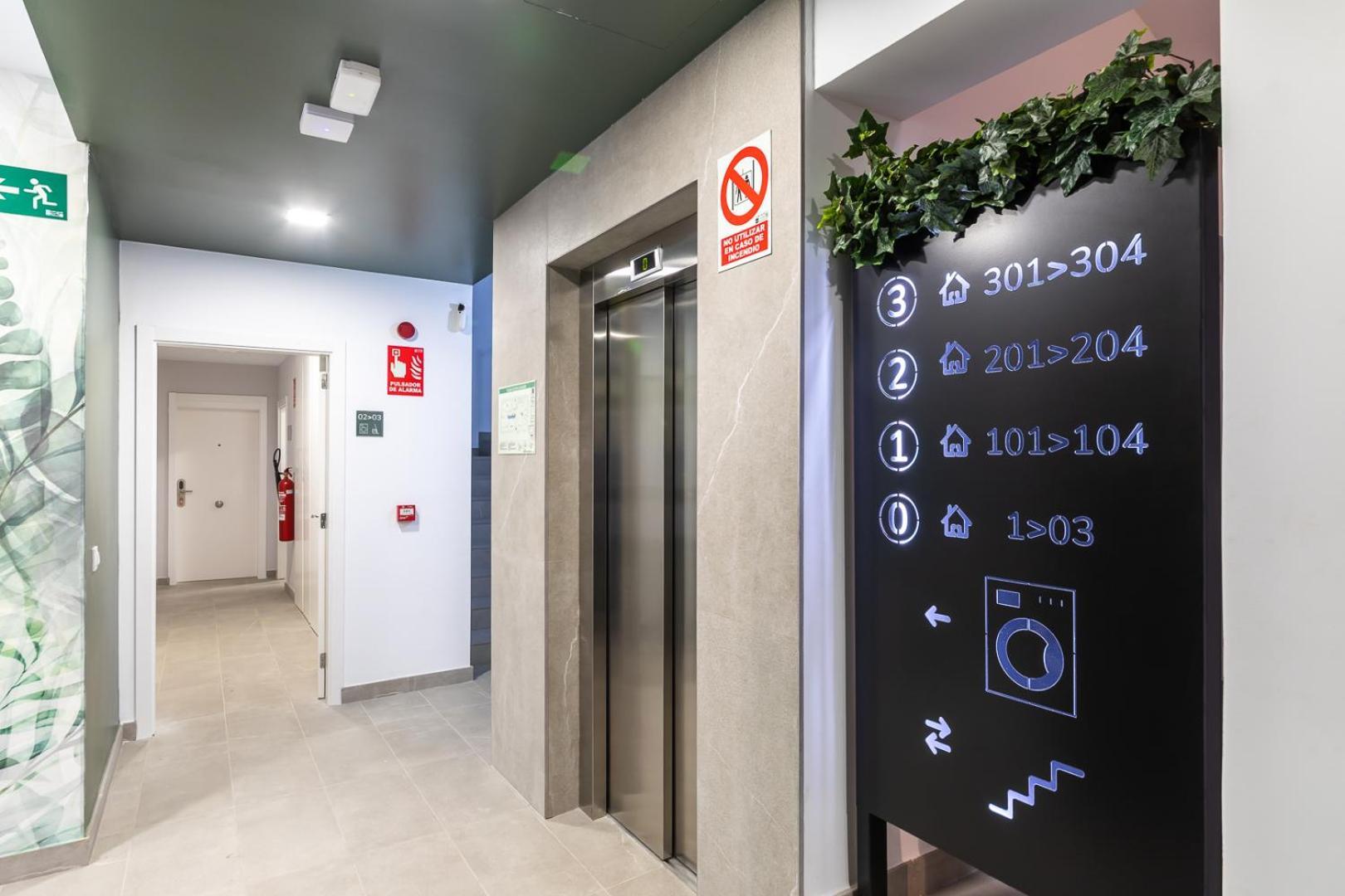 Moontels Plaza De Vannes Валенсия Экстерьер фото