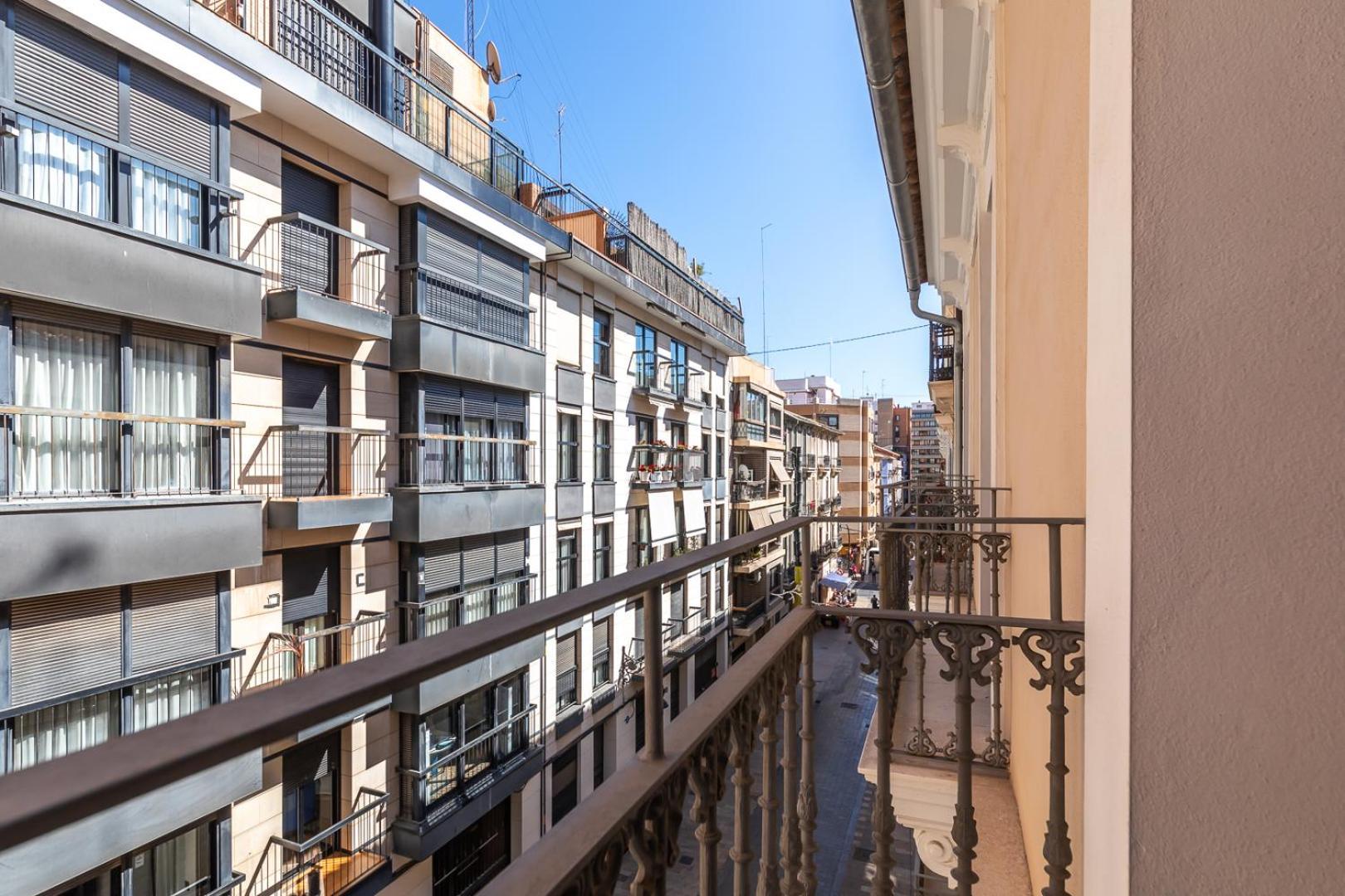 Moontels Plaza De Vannes Валенсия Экстерьер фото