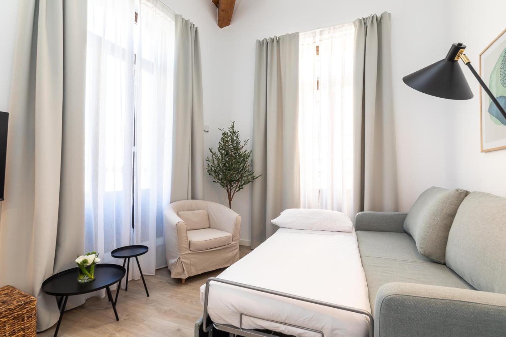 Moontels Plaza De Vannes Валенсия Экстерьер фото